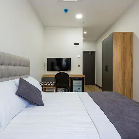 Atm Hotel